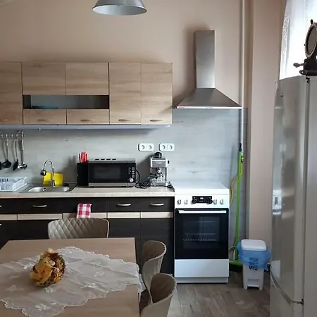 Lotti Lägenhet Kiskunhalas